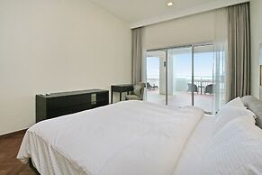 Home Suites by Marina