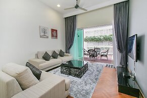 Home Suites by Marina