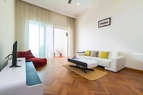 Home Suites by Marina