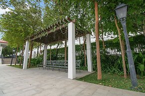 Home Suites by Marina