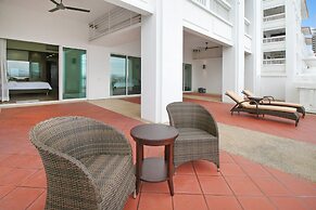 Home Suites by Marina