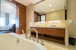 Home Suites by Marina