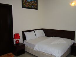 Savoy Grand Hotel Apartments