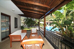 Mavi Deniz Konuk Evi