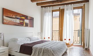 Dorsoduro Charme Apartments