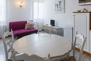Dorsoduro Charme Apartments