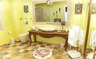 Swan Lake Boutique Hotel - Adults Only