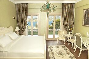 Swan Lake Boutique Hotel - Adults Only