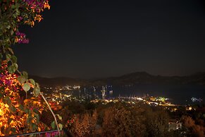 Swan Lake Boutique Hotel - Adults Only