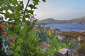 Swan Lake Boutique Hotel - Adults Only