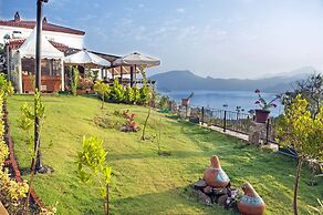 Swan Lake Boutique Hotel - Adults Only