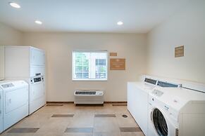 Candlewood Suites Auburn by IHG