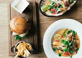 Langley Hotel Victors