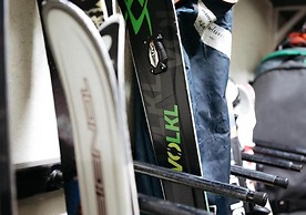 Langley Hotel Victors