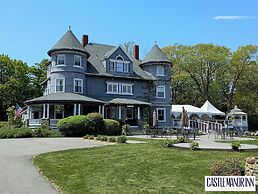 Castle Manor Inn