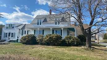 Union Bluff Hotel & Meeting House