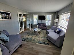 Union Bluff Hotel & Meeting House