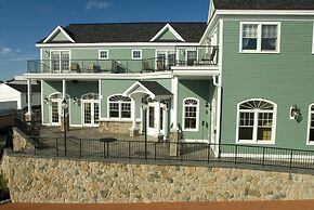 Union Bluff Hotel & Meeting House