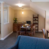 Union Bluff Hotel & Meeting House