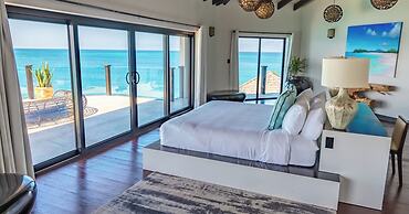 Tamarind Hills Resort & Villas