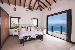 Tamarind Hills Resort & Villas