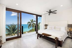 Tamarind Hills Resort & Villas