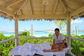 Tamarind Hills Resort & Villas