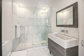 Tamarind Hills Resort & Villas