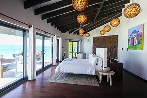 Tamarind Hills Resort & Villas