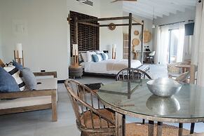 Tamarind Hills Resort & Villas