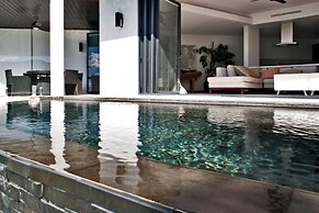 Tamarind Hills Resort & Villas