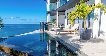 Tamarind Hills Resort & Villas