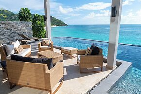 Tamarind Hills Resort & Villas