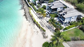 Tamarind Hills Resort & Villas