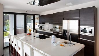 Tamarind Hills Resort & Villas