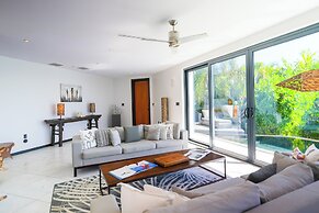 Tamarind Hills Resort & Villas