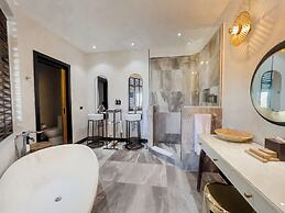 Tamarind Hills Resort & Villas