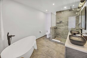 Tamarind Hills Resort & Villas