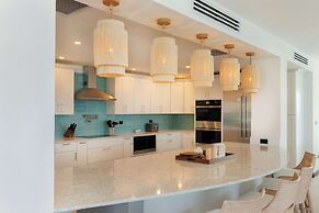 Tamarind Hills Resort & Villas