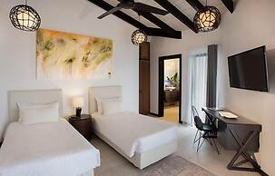 Tamarind Hills Resort & Villas