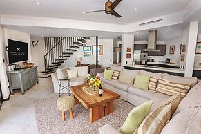 Tamarind Hills Resort & Villas