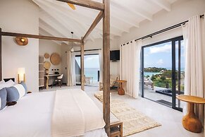 Tamarind Hills Resort & Villas