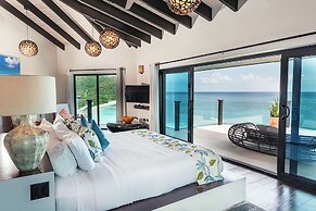 Tamarind Hills Resort & Villas