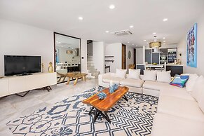 Tamarind Hills Resort & Villas