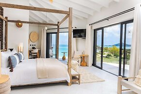 Tamarind Hills Resort & Villas