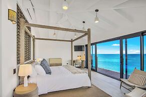 Tamarind Hills Resort & Villas