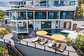 Tamarind Hills Resort & Villas