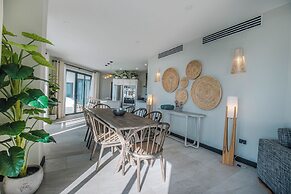 Tamarind Hills Resort & Villas