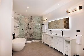 Tamarind Hills Resort & Villas