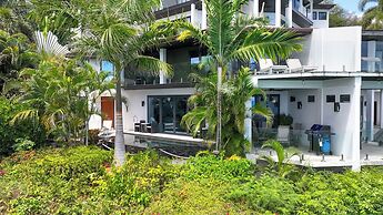 Tamarind Hills Resort & Villas